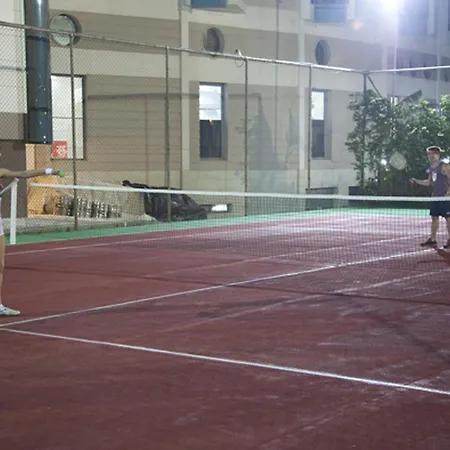 Faustina & Szálloda Guzelcamlı