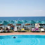 Faustina & Otel Güzelçamlı
