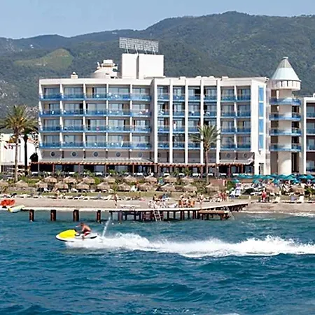 Otel Faustina & 4*