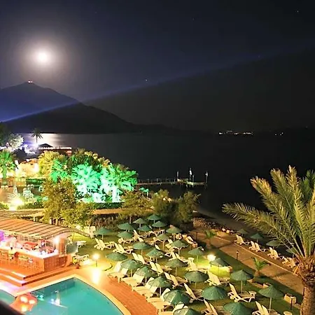 Otel Faustina &