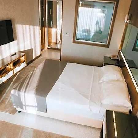 Faustina & Otel 4*