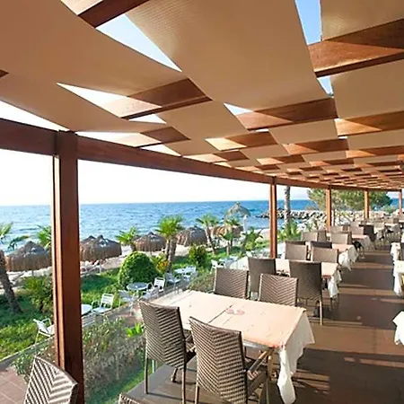 Otel Faustina & 4*