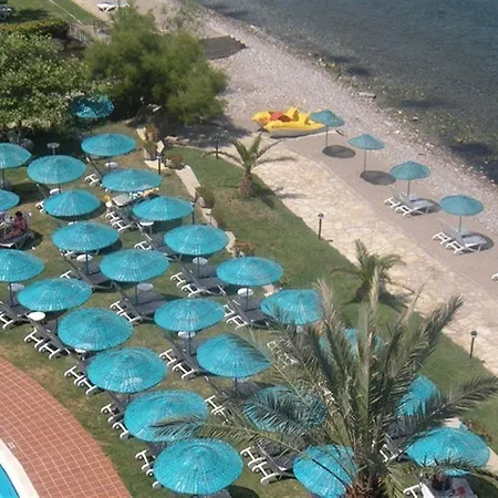 Hotel Faustina & Guzelcamlı