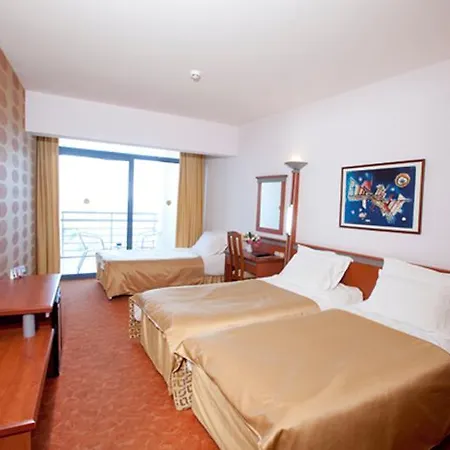 Faustina & Hotel Guzelcamlı