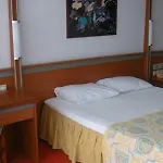 Otel Faustina & 4*