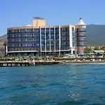 Otel Faustina &