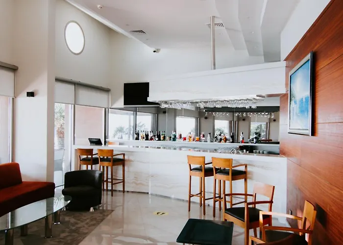 Faustina & 酒店 古泽尔坎里