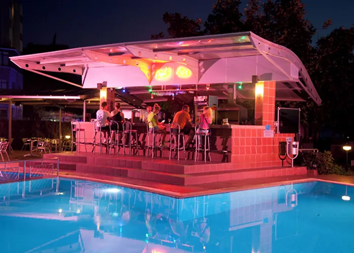 Faustina & 古泽尔坎里